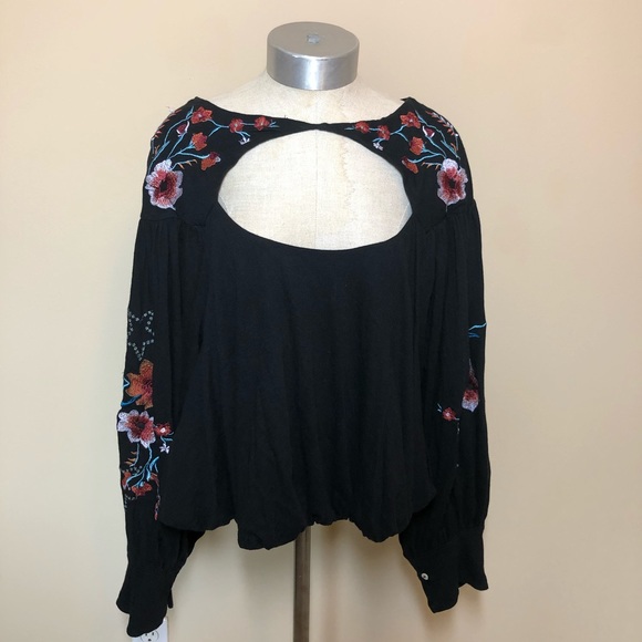 Free People Tops - Free people lita embroidered balloon sleeve